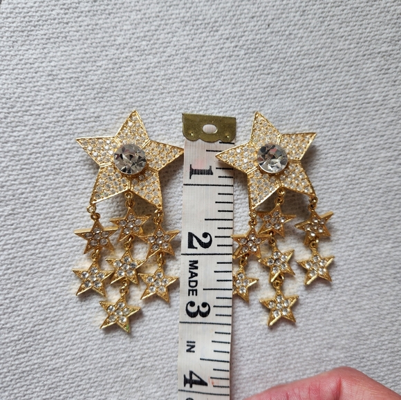 Gold stars with rhinestones clip on earrings - Picture 5 of 5